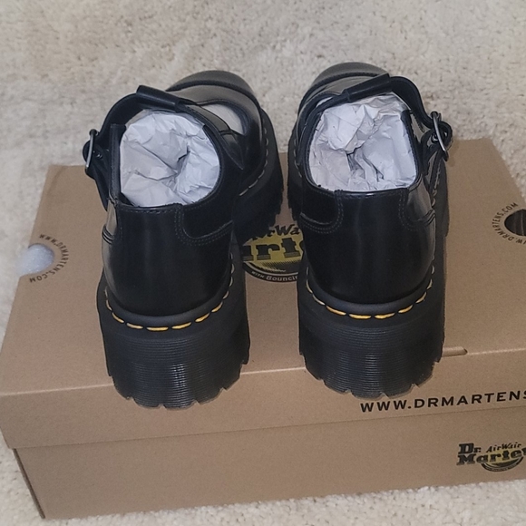 Dr. Martens Bethan Platform - Picture 7 of 14